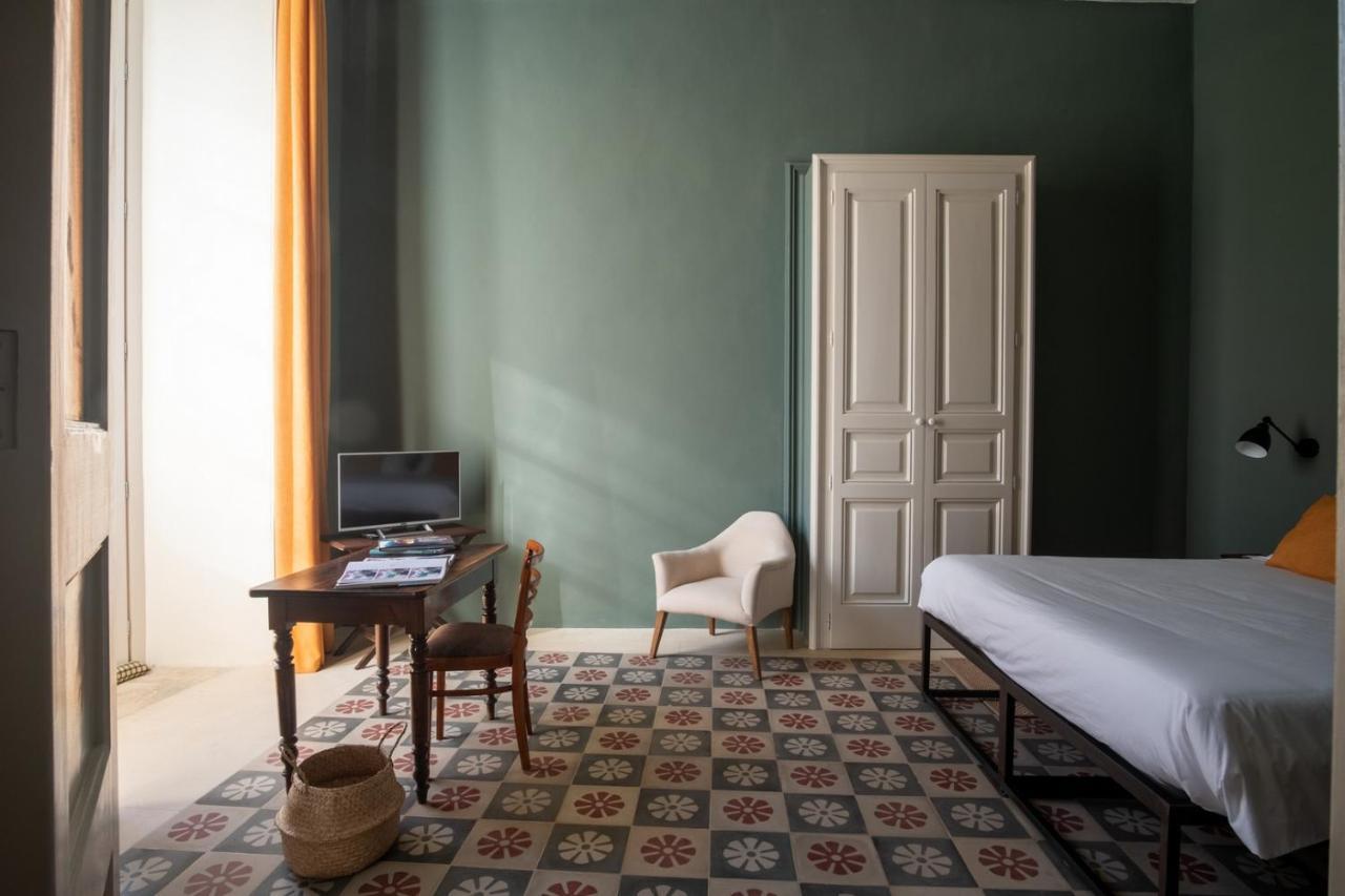 Palazzo Garzia - Dimora Storica Hotel Маглие Екстериор снимка